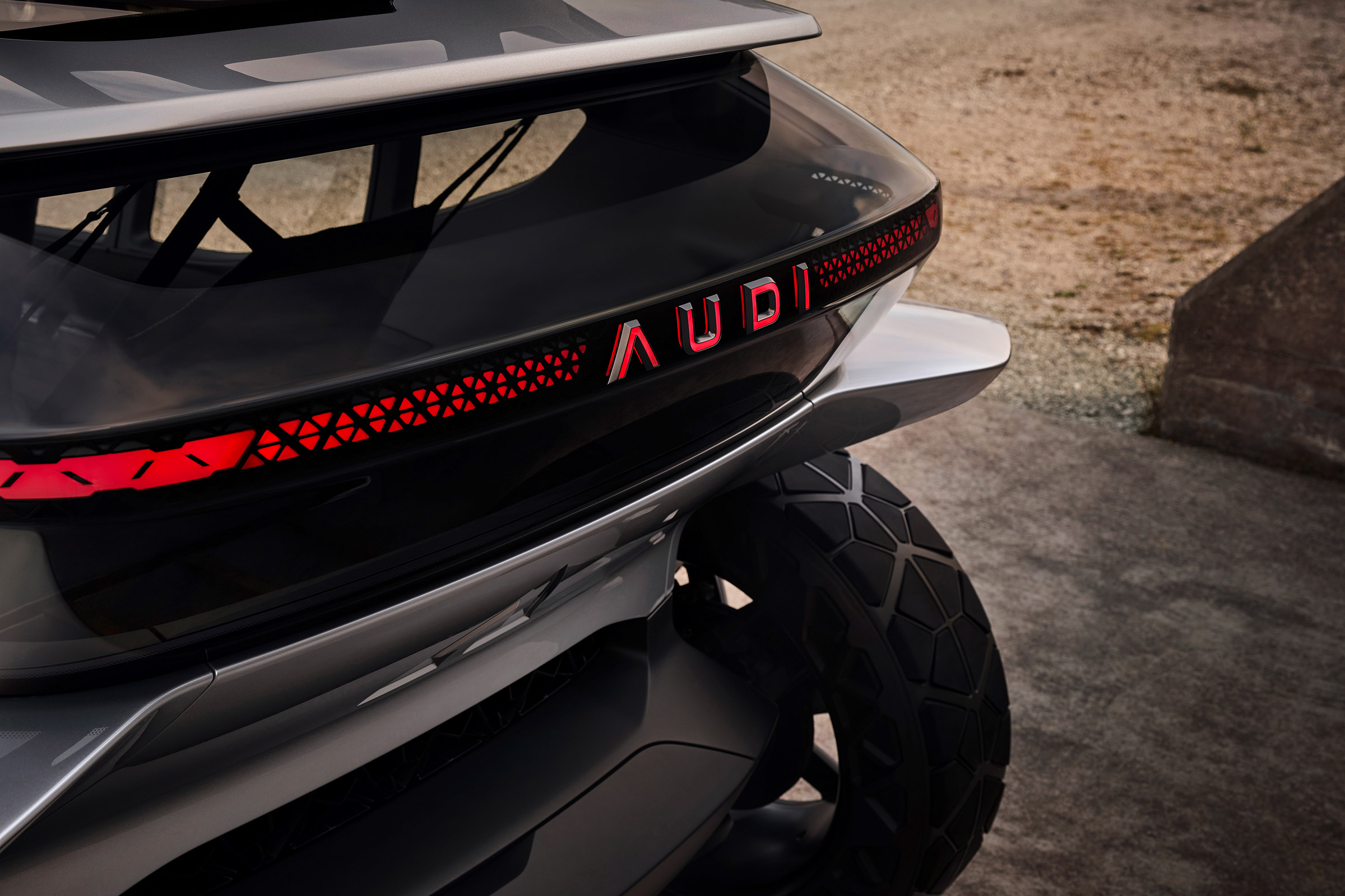 Audi AI:TRAIL concept - rear detail