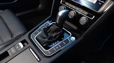 Volkswagen Passat - transmission