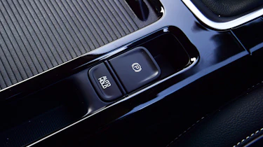 Kia XCeed - parking brake