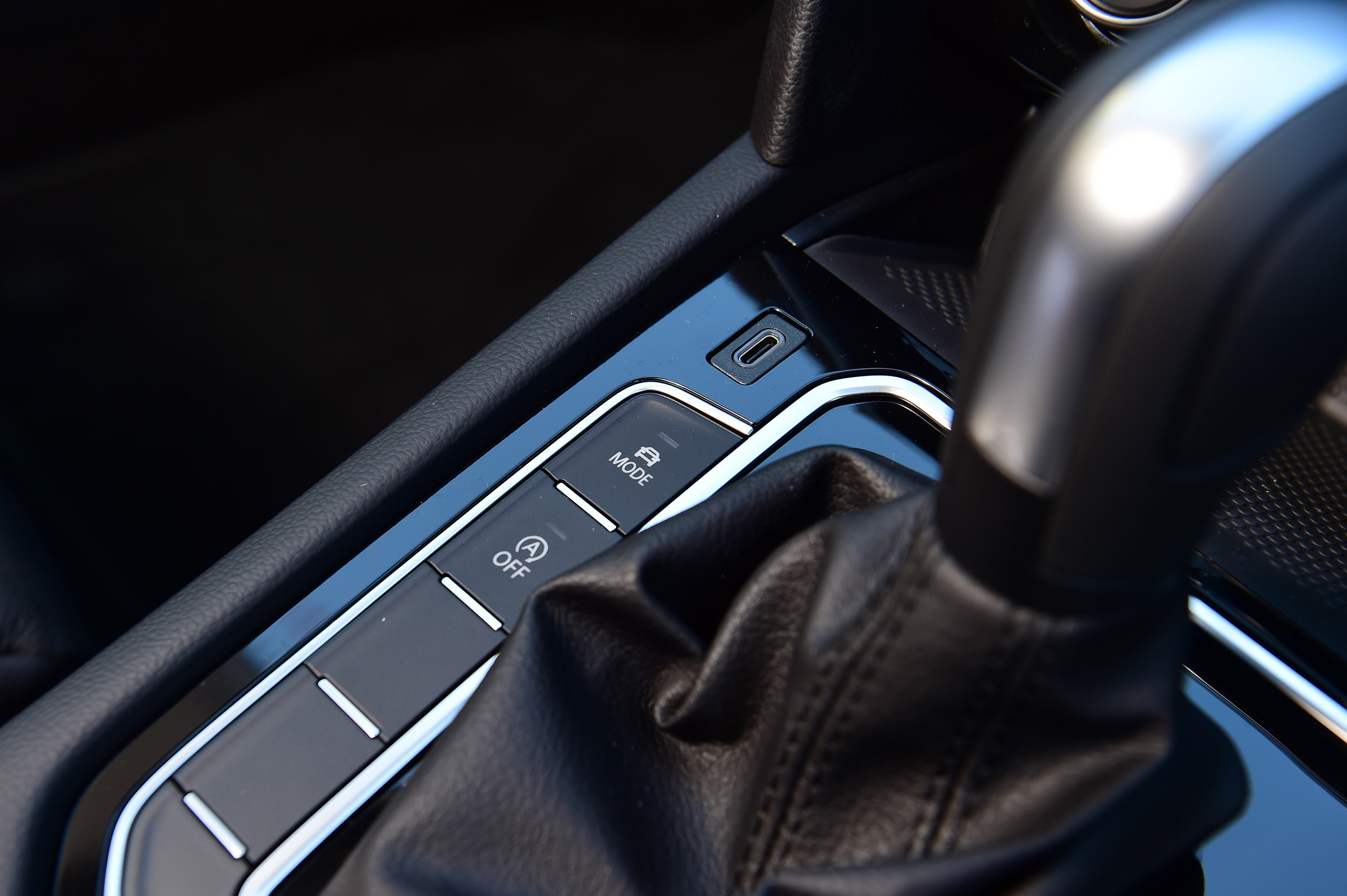 Volkswagen Passat - interior detail