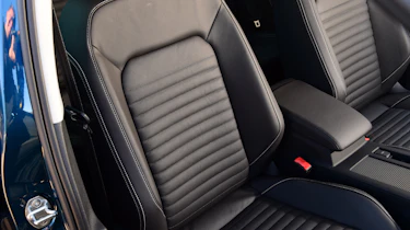 Volkswagen Passat - seats