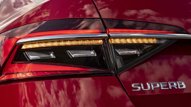 Skoda Superb - Superb badge