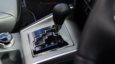 Mitsubishi L200 - transmission