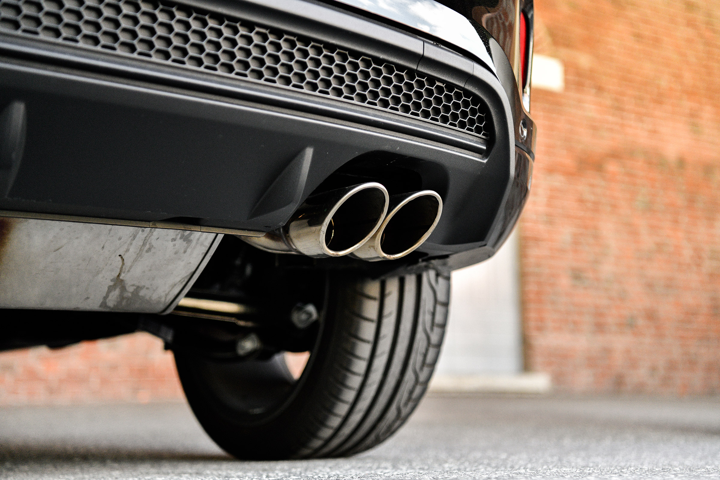 Fiat 500 X Sport - exhausts