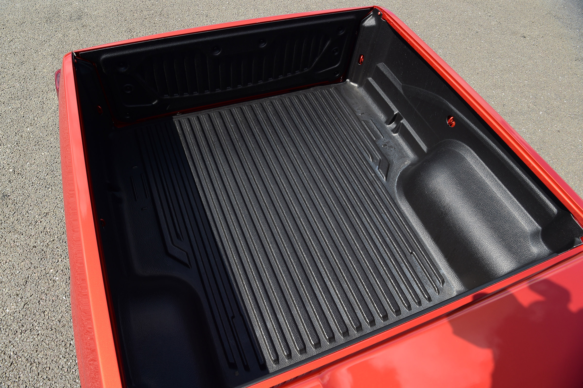 Mitsubishi L200 - load bay