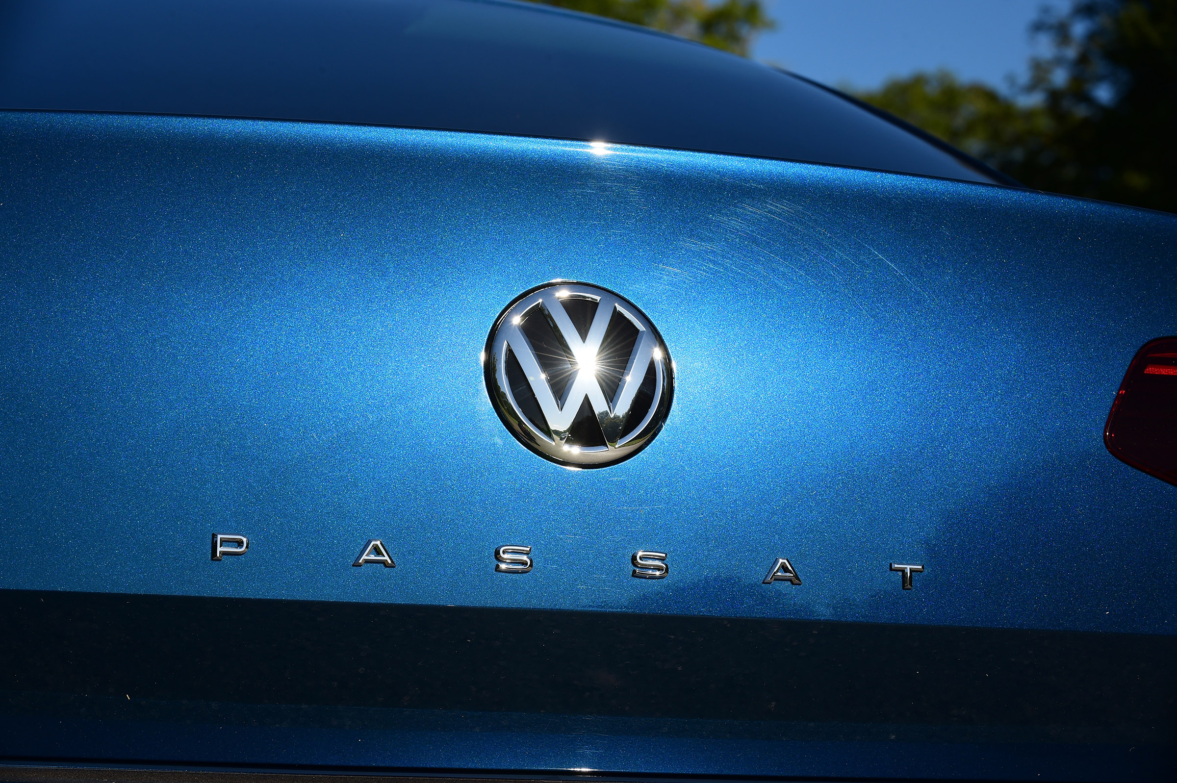 Volkswagen Passat - rear badge