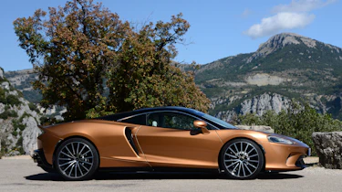 McLaren GT - side static