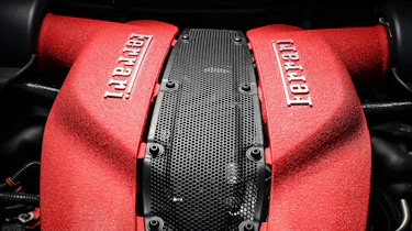 Ferrari F8 Tributo - engine detail