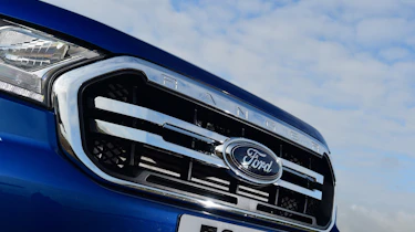 Ford Ranger - grille