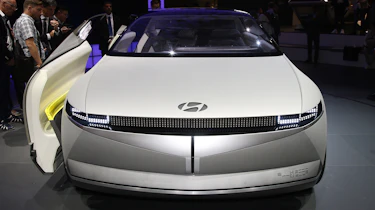 Hyundai 45 concept - Frankfurt full front