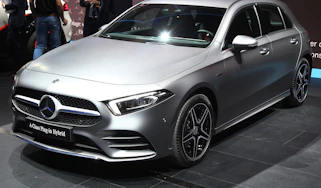 Mercedes A250e - front 3/4 static Frankfurt