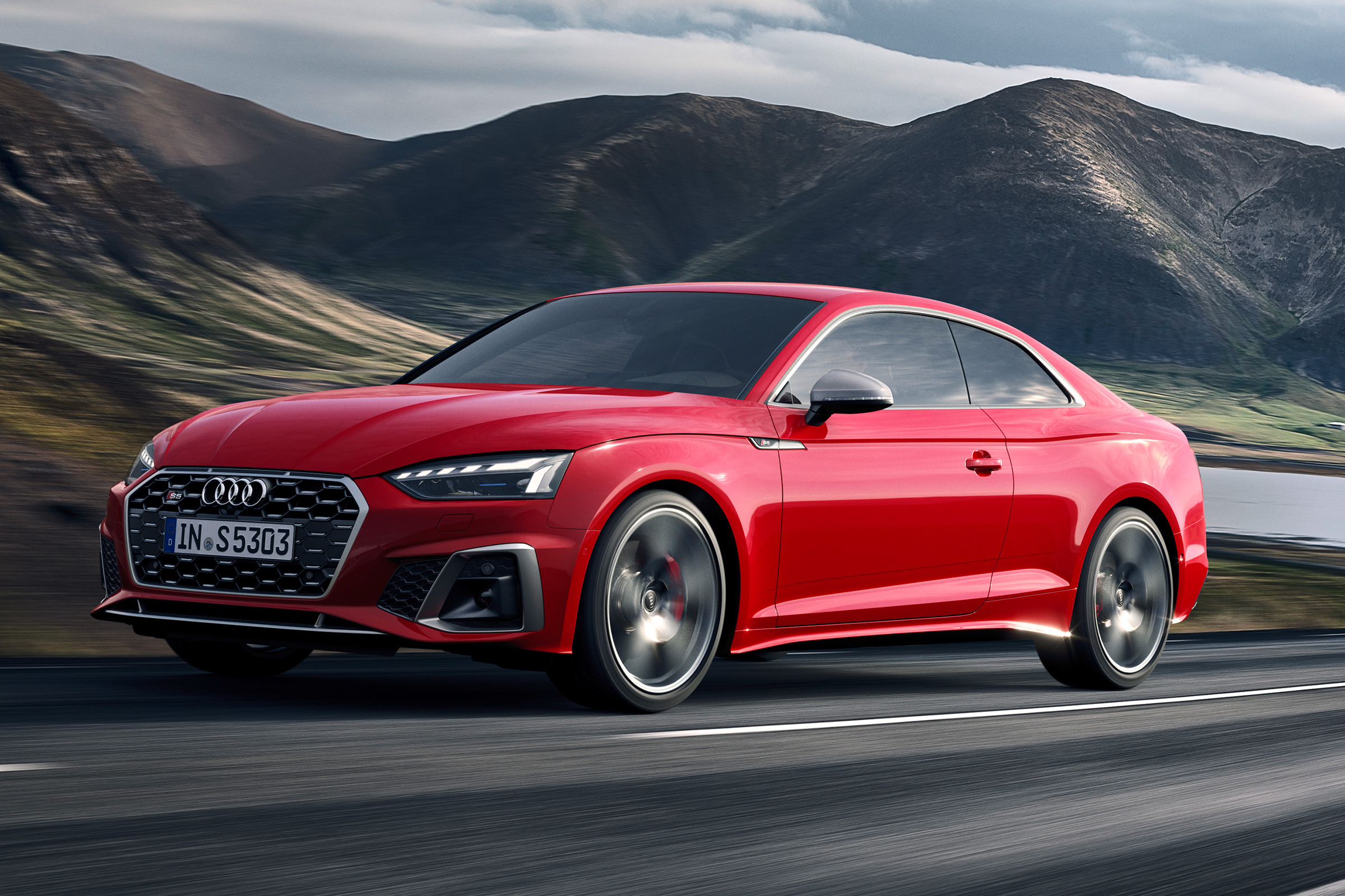 2019 Audi S5 - front tracking