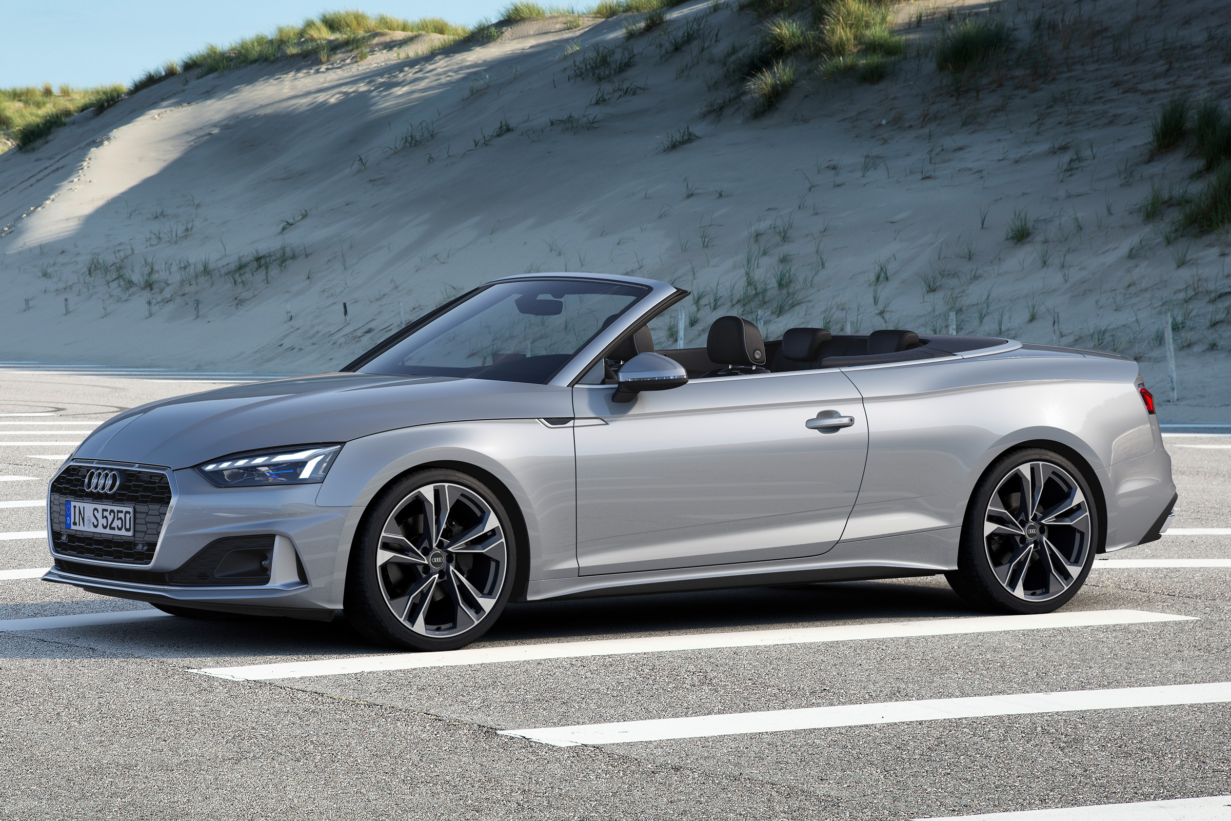 2019 Audi A5 Cabriolet - front 3/4 static