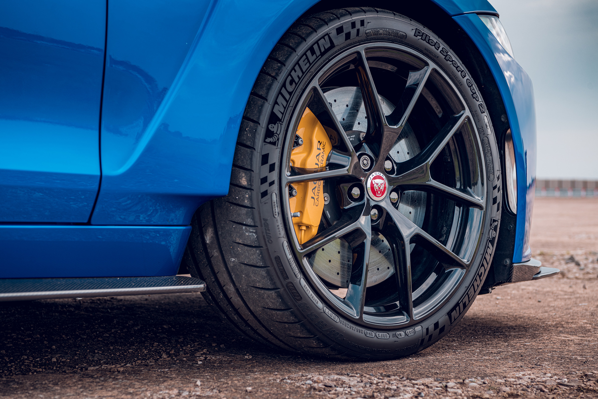 Jaguar XE Project 8 - wheel