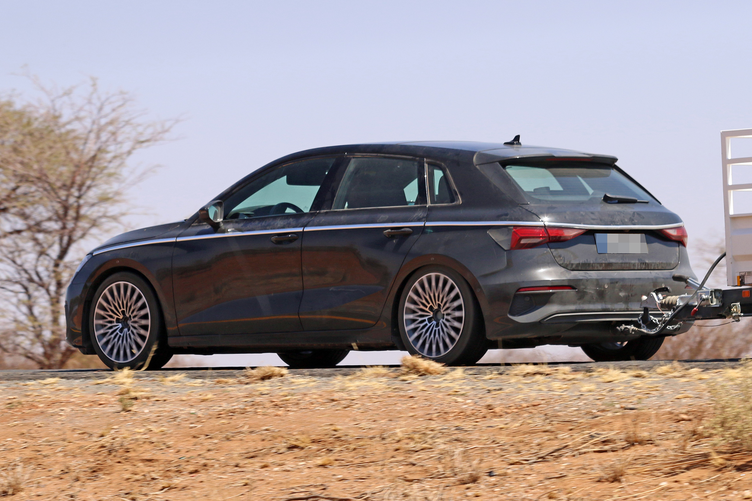Audi A3 2020 - side