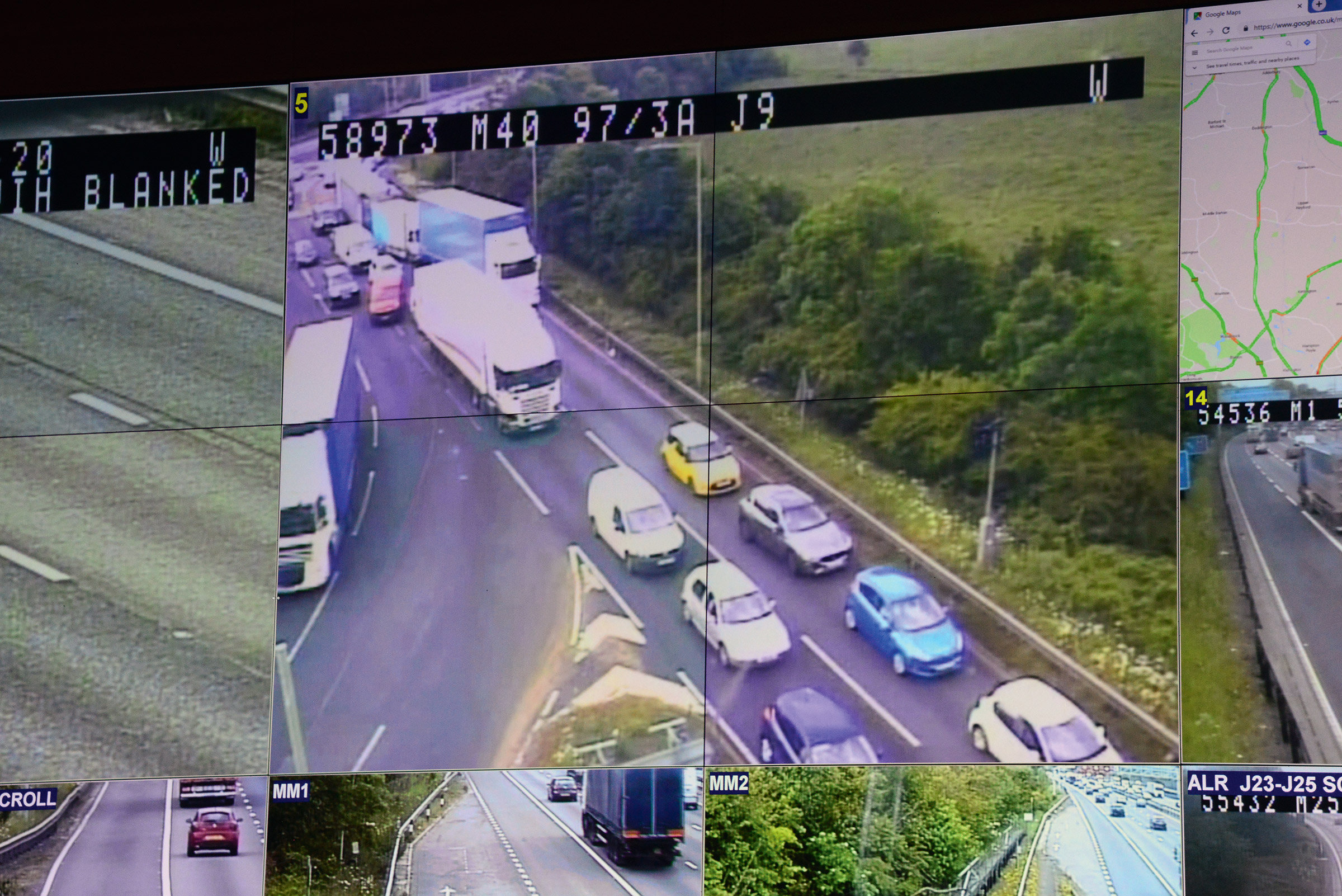 Highways England - screens