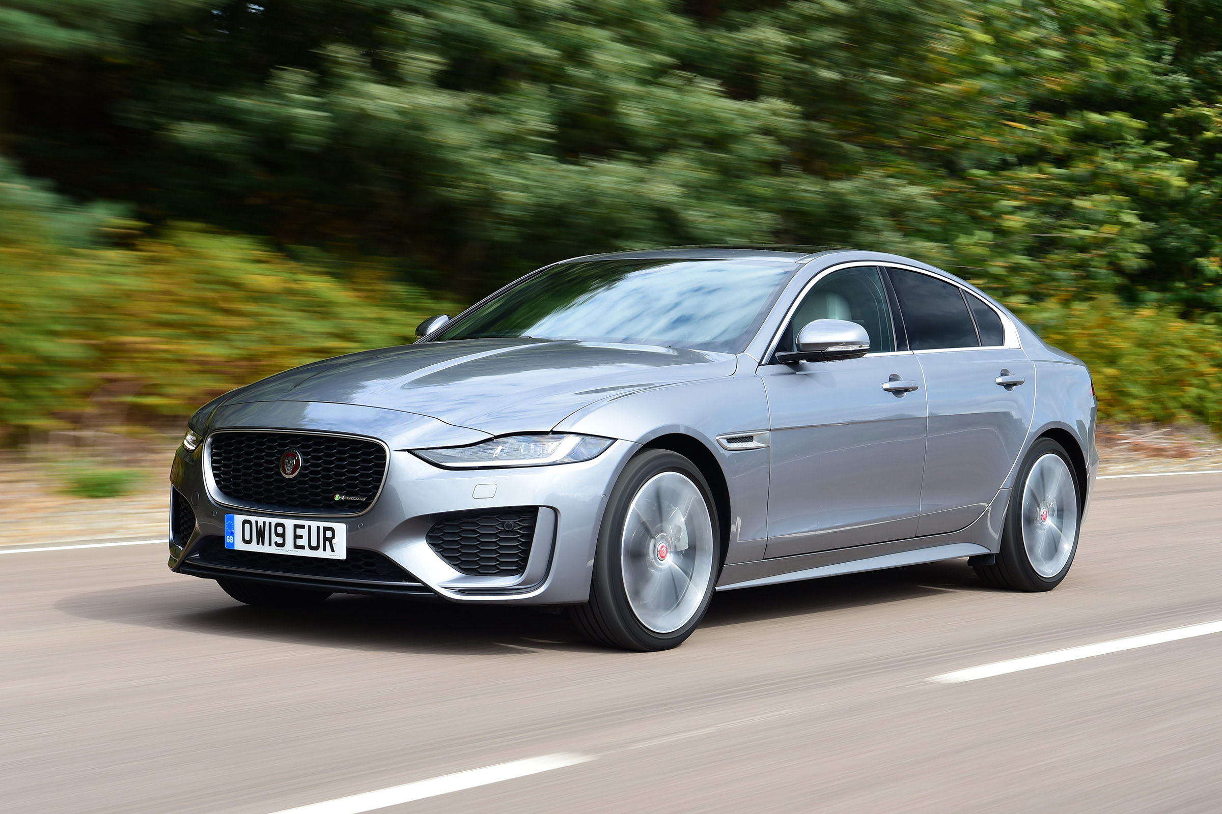 Jaguar XE - front