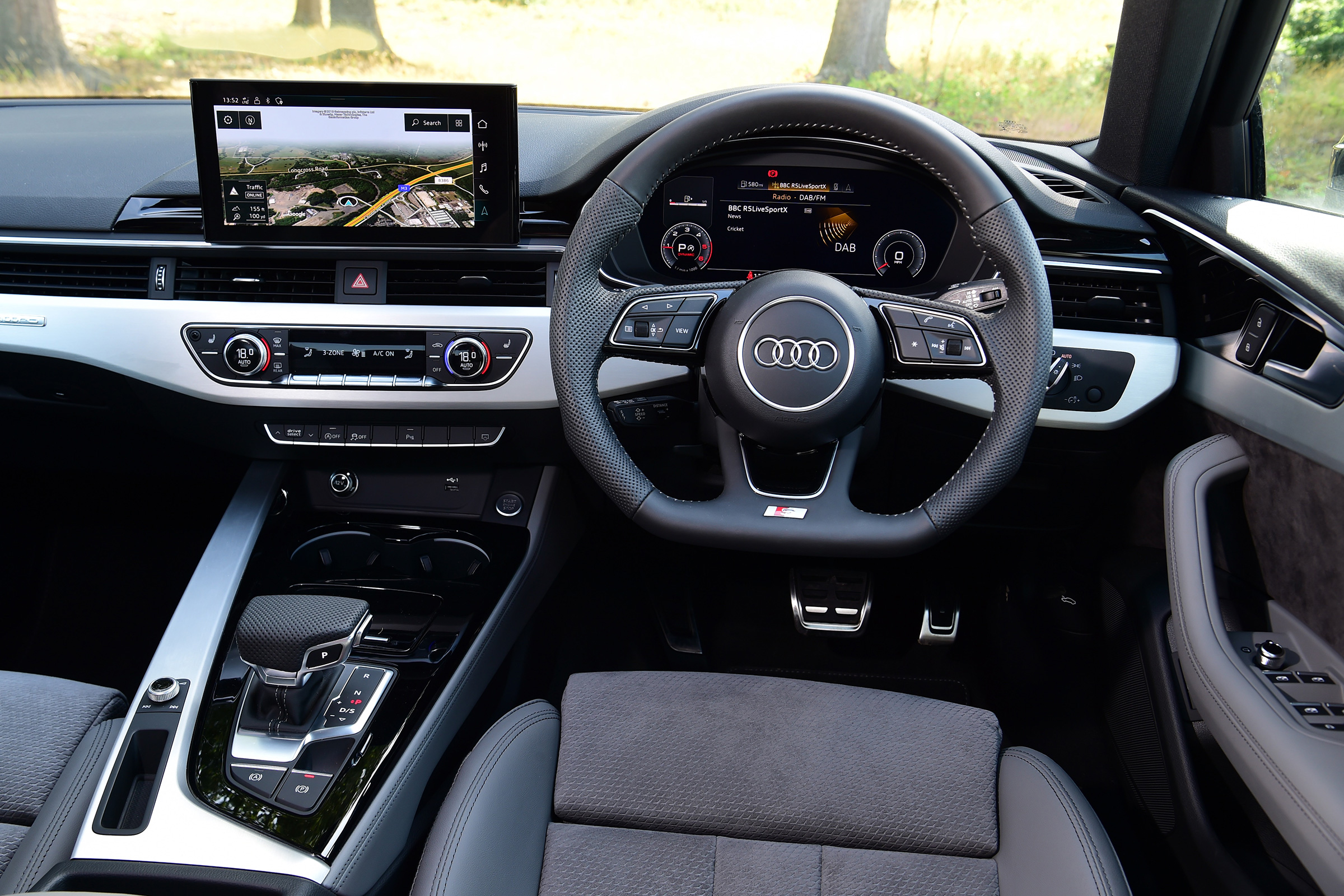 Audi A4 - interior