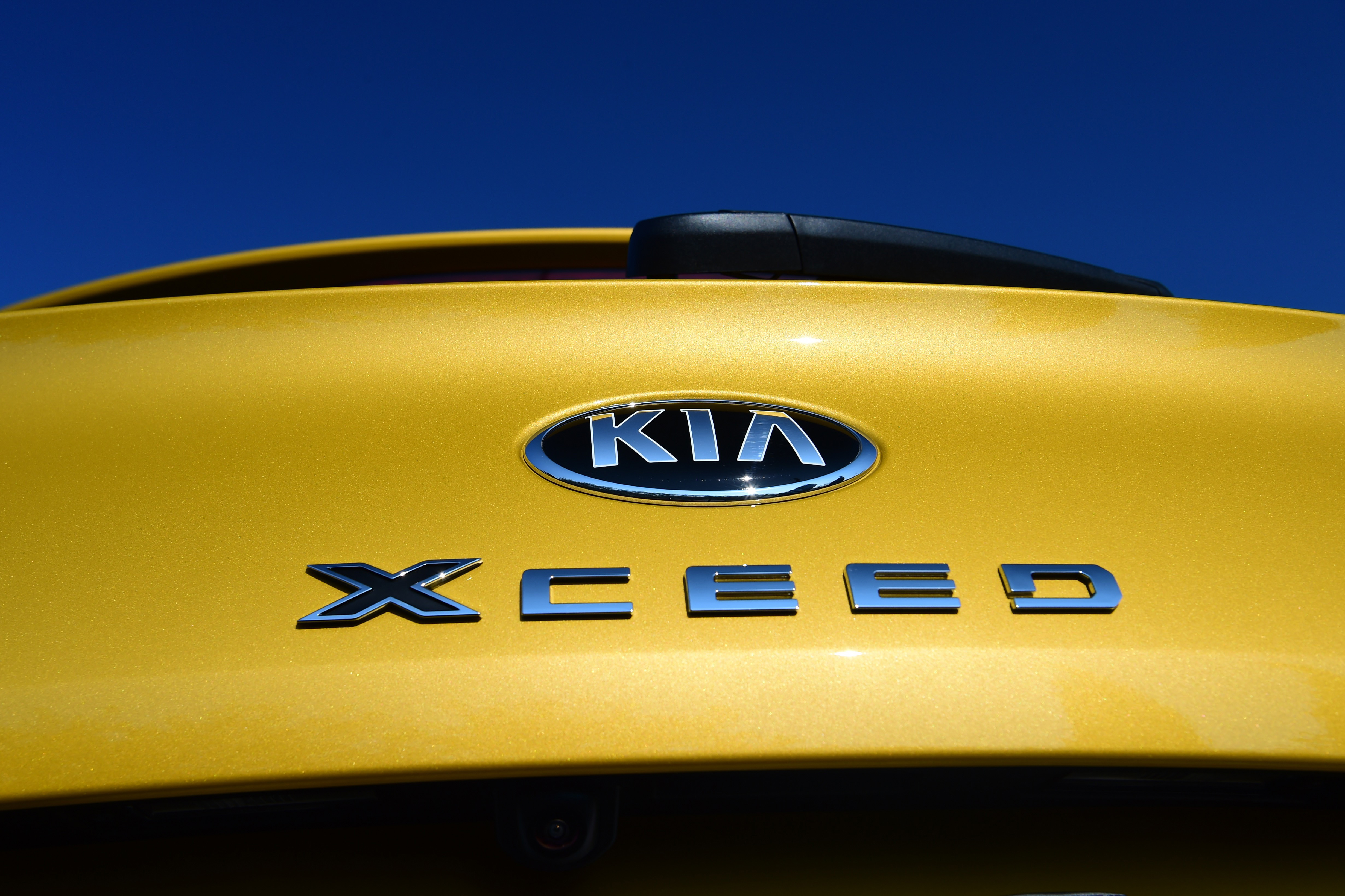 Kia XCeed - boot badge