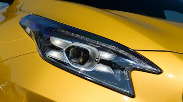 Kia XCeed - headlight