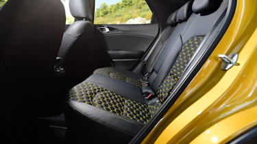 Kia XCeed - rear seats
