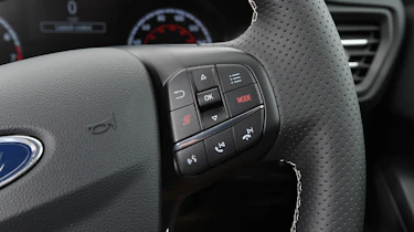 Ford Focus ST - steering wheel