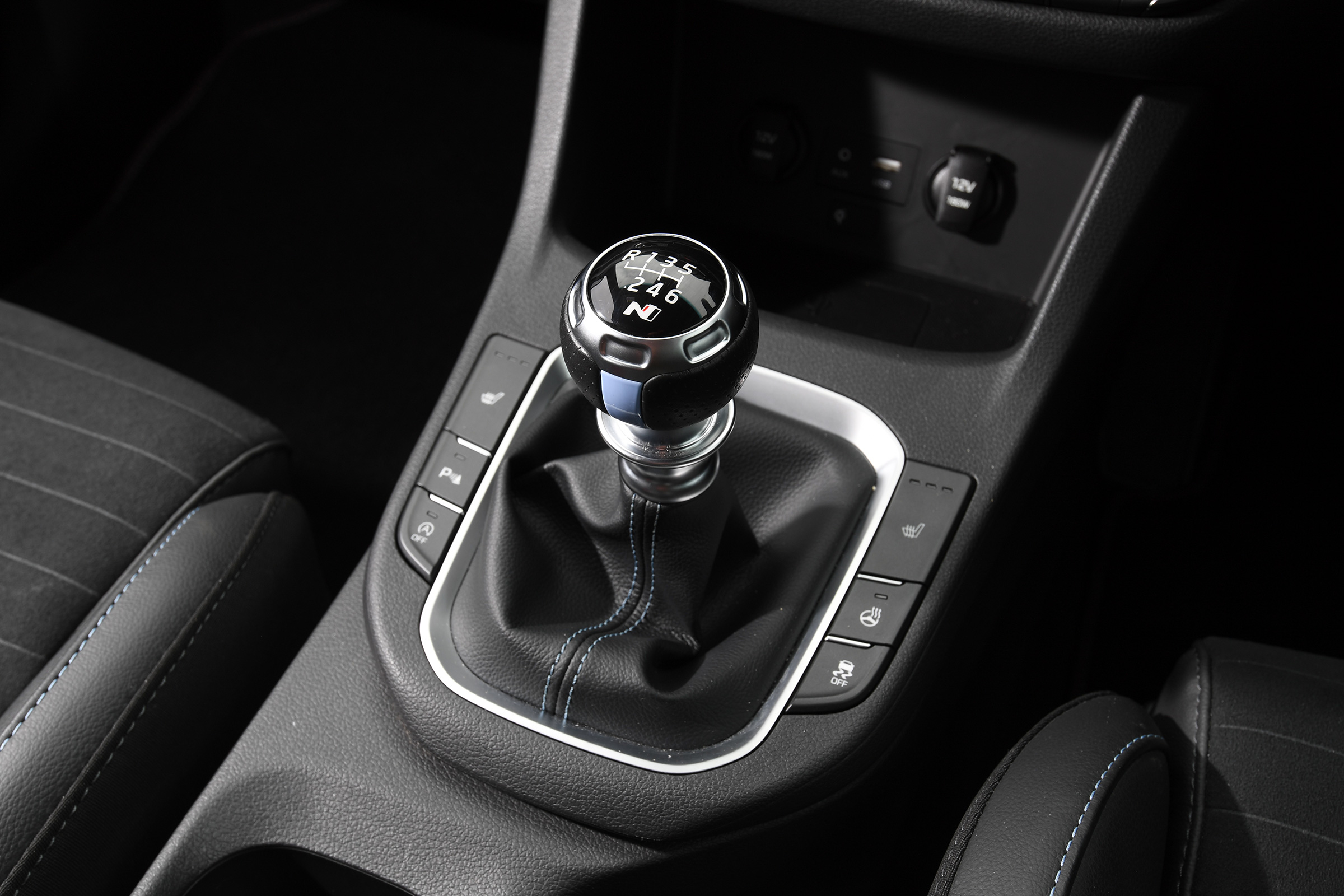 Hyundai i30 N - gear