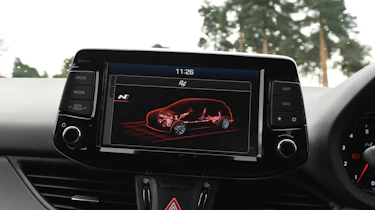 Hyundai i30 N - screen