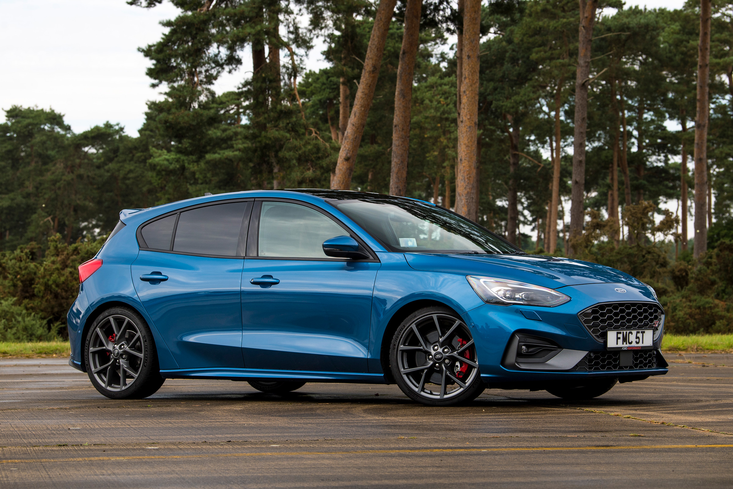 Ford Focus ST - side
