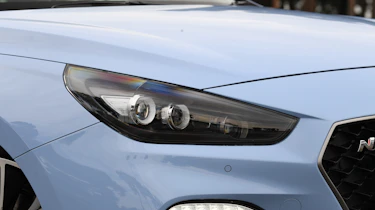 Hyundai i30 N - headlight