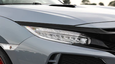 Honda Civic Type R - headlight