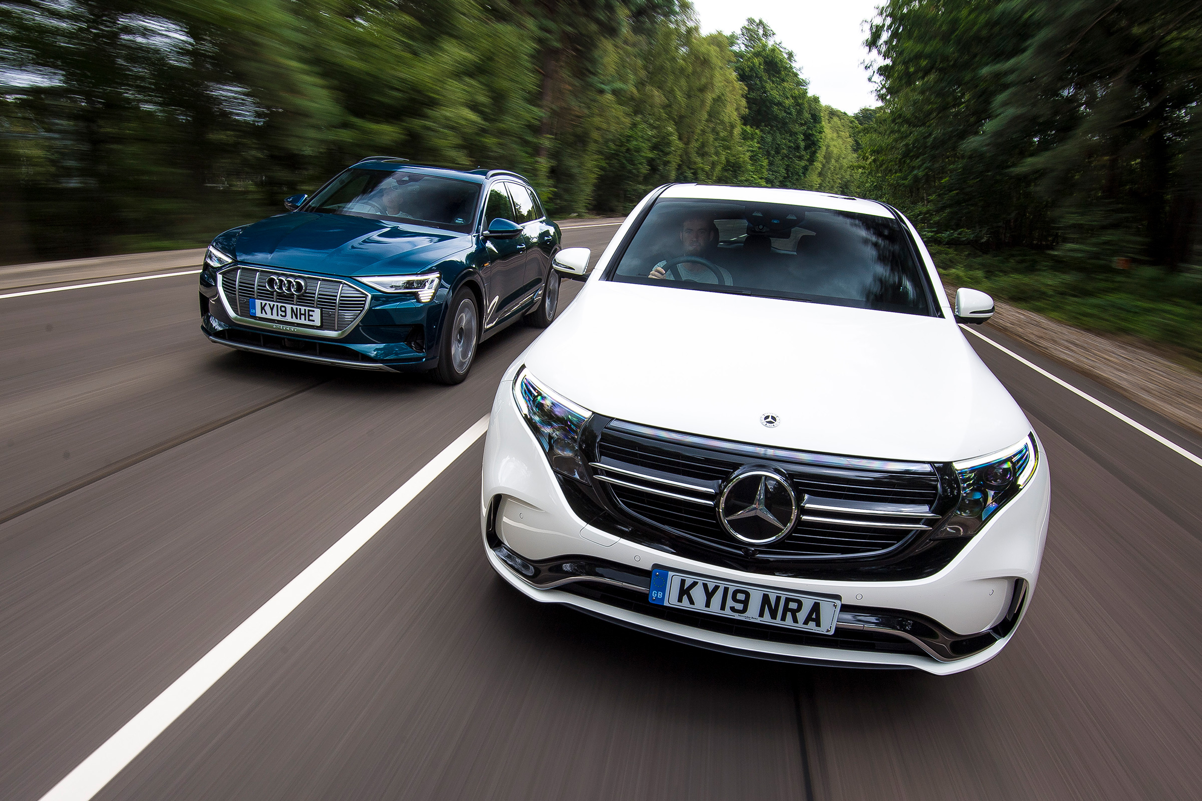 Mercedes EQC Audi e-tron 