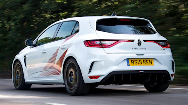 Renault Megane R.S. Trophy-R - rear tracking
