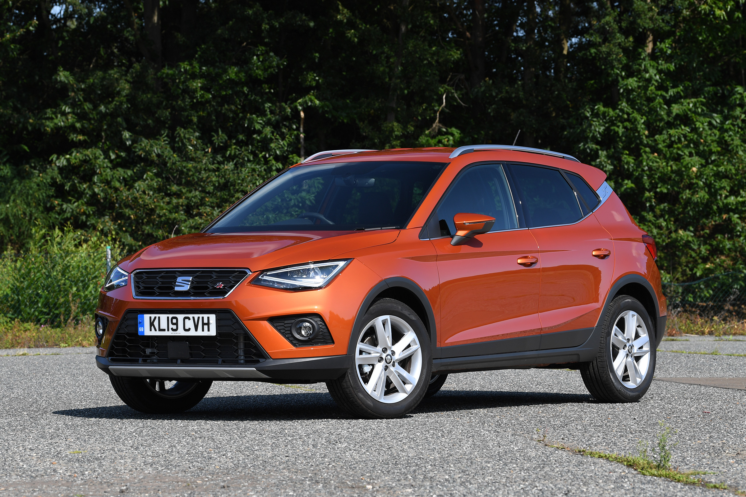 SEAT Arona - front static