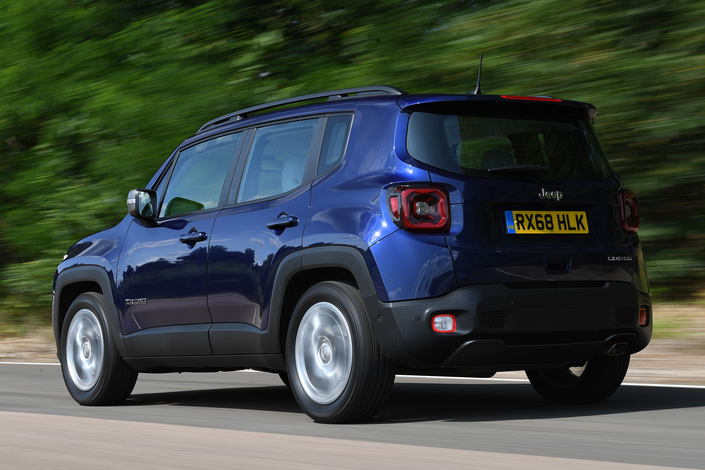 Jeep Renegade - rear tracking