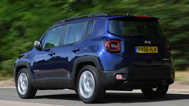 Jeep Renegade - rear tracking