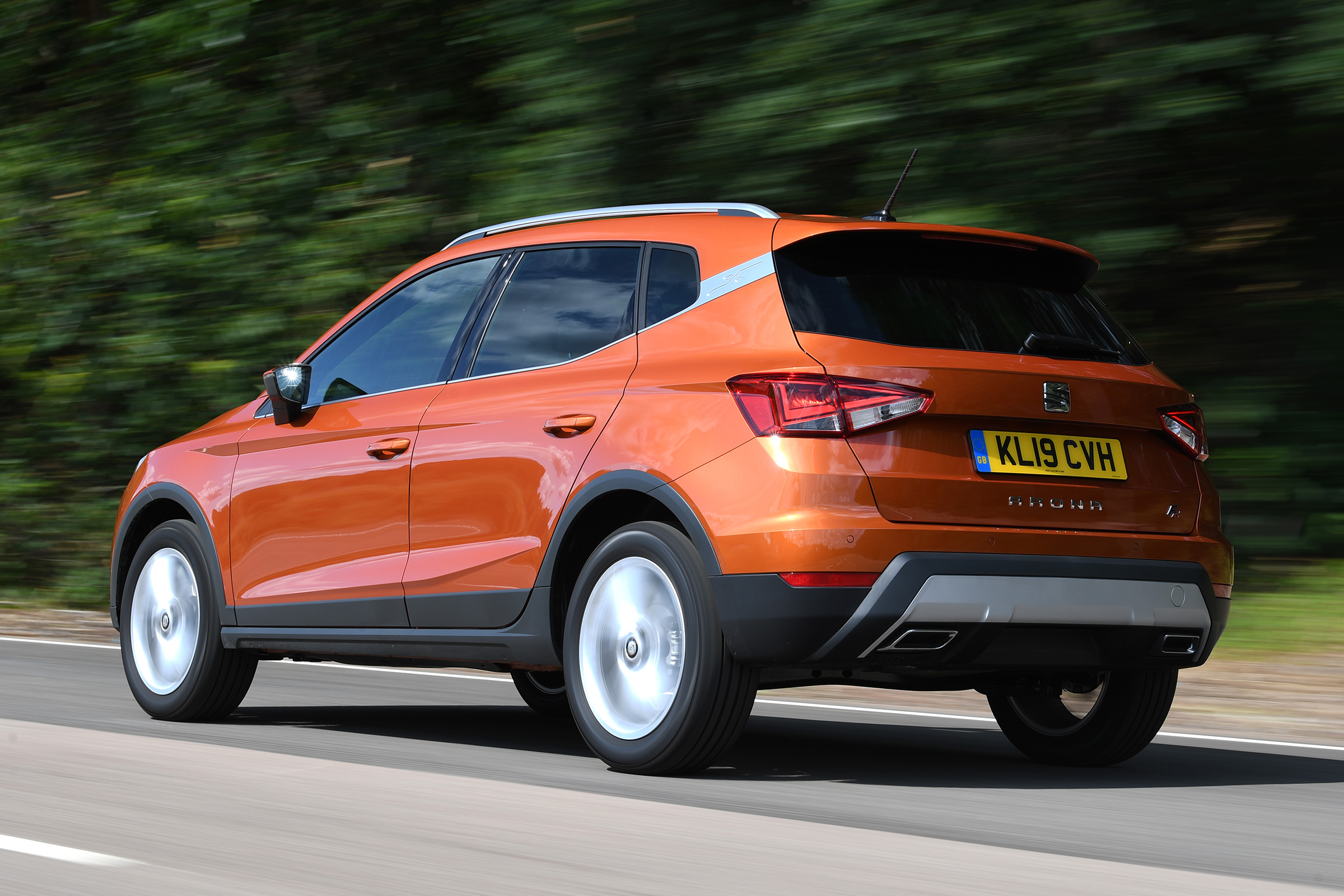 SEAT Arona - rear tracking