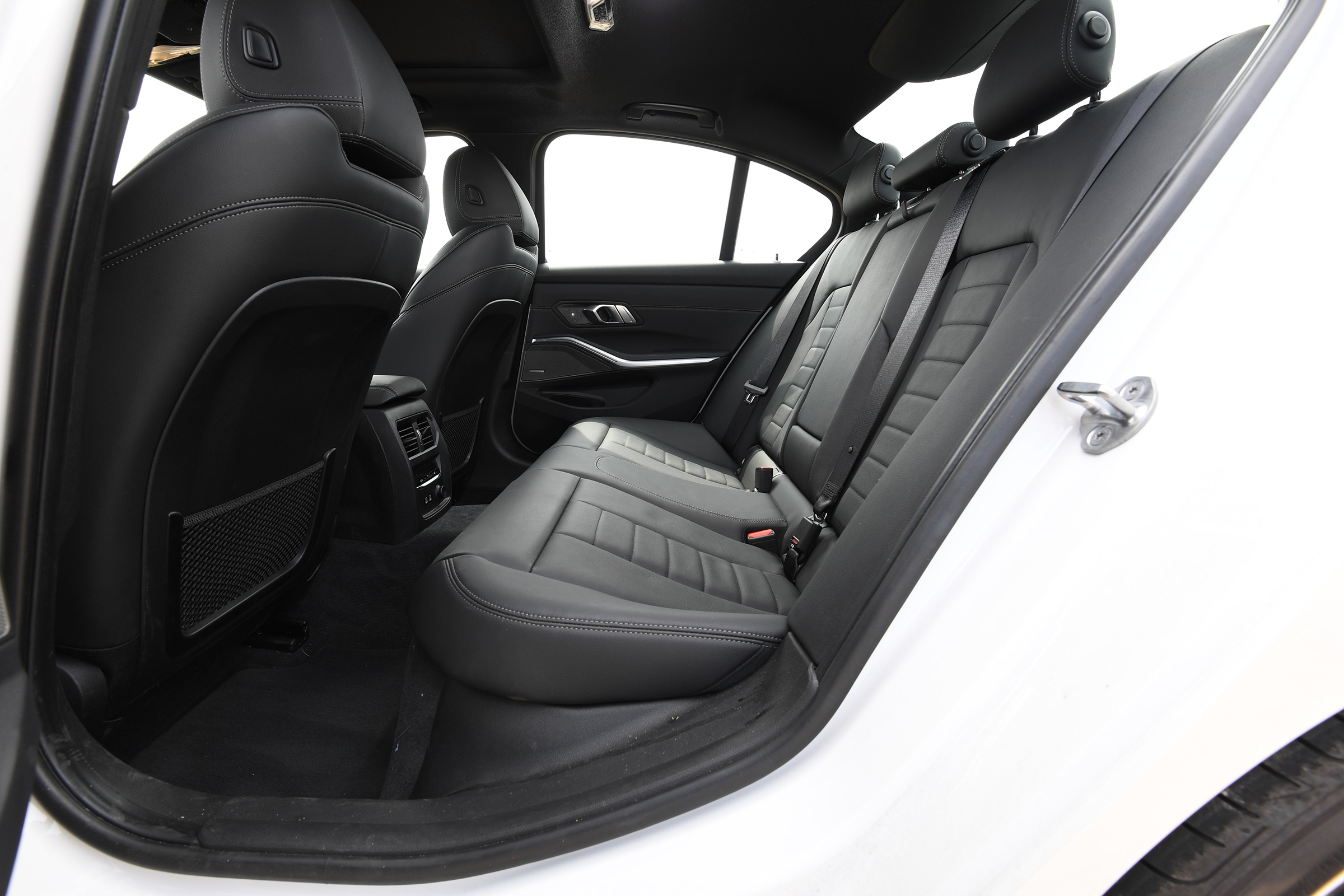 BMW 3 Series - rear seats