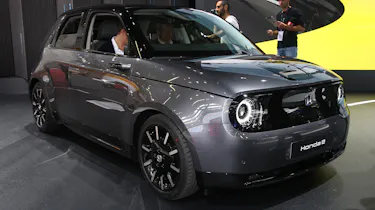 Honda e - front