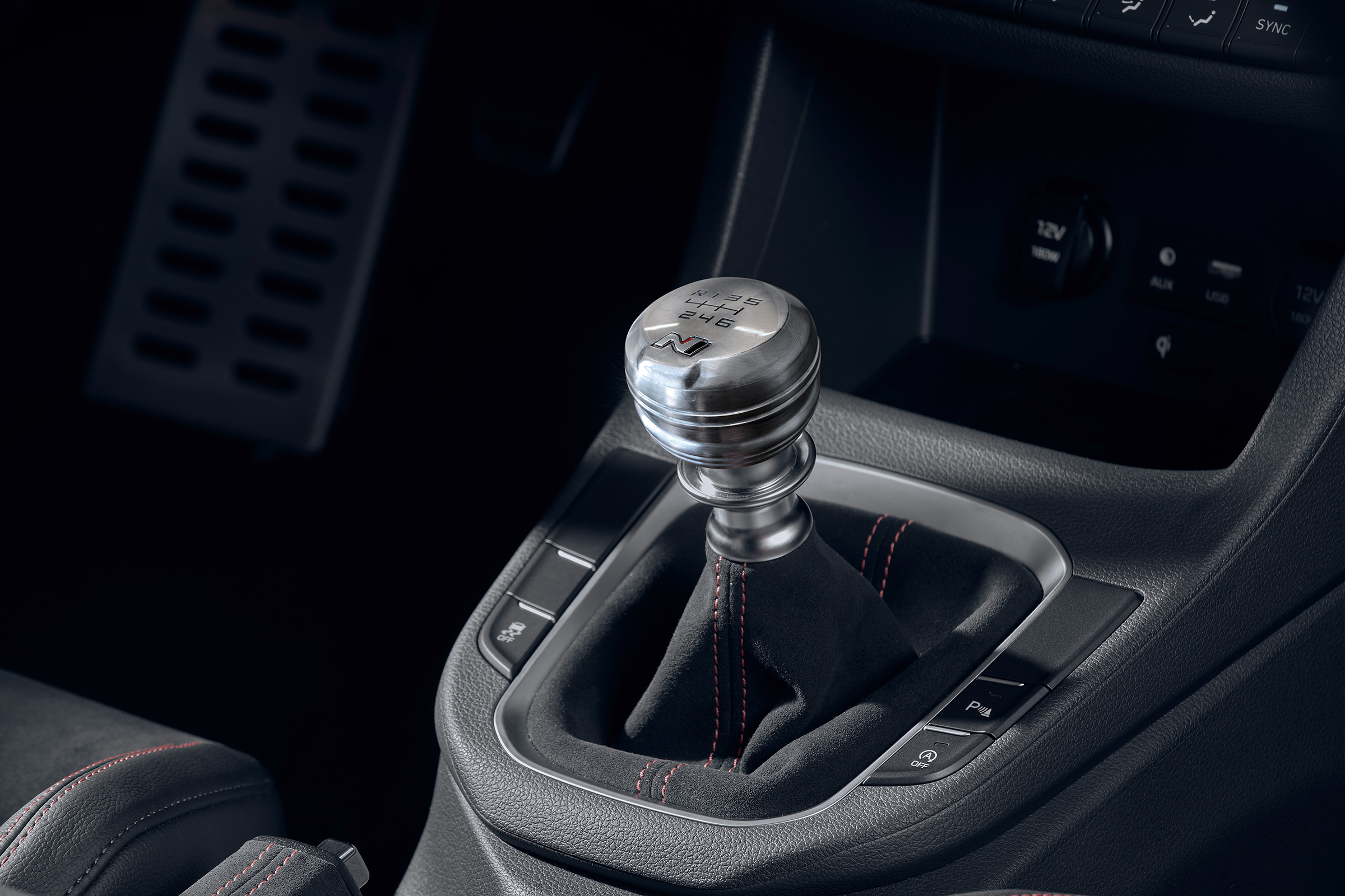 Hyundai i30 N Project C - gearstick