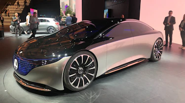 Mercedes EQS - front