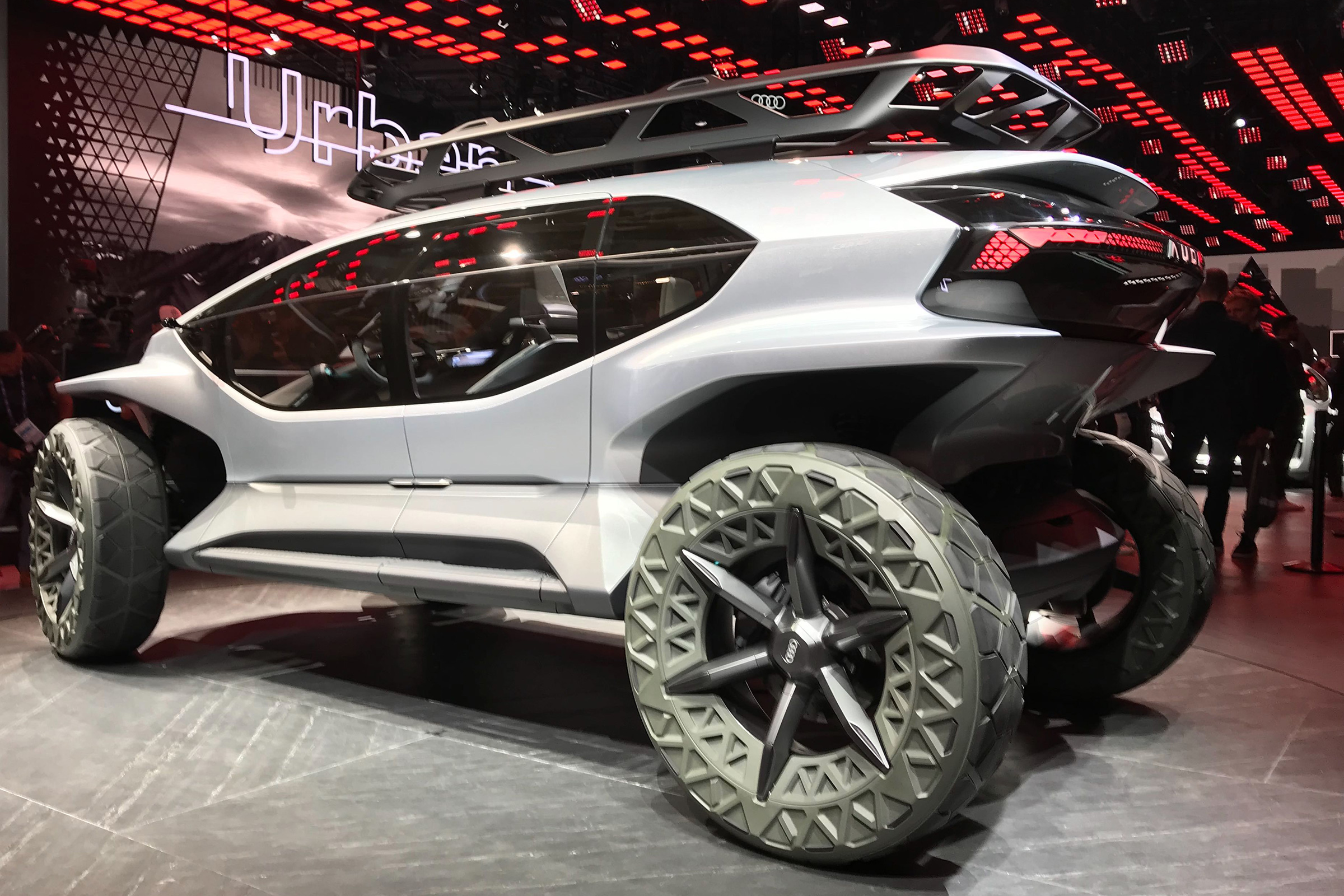 Audi AI: Trail - rear 3/4 static Frankfurt