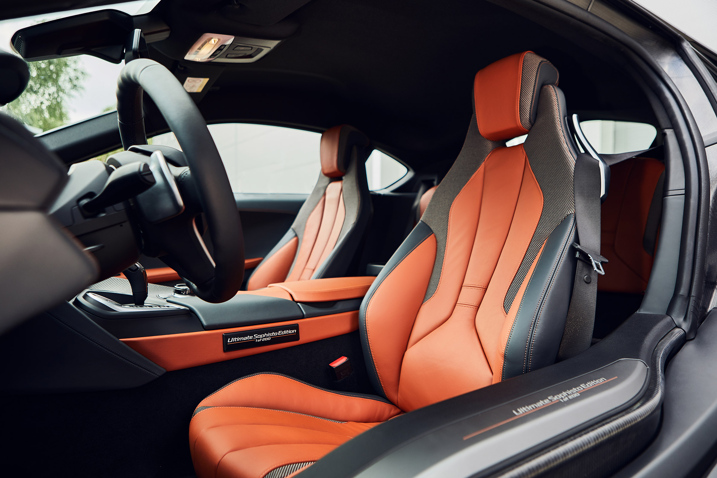 BMW i8 Ultimate Sophisto Edition - interior