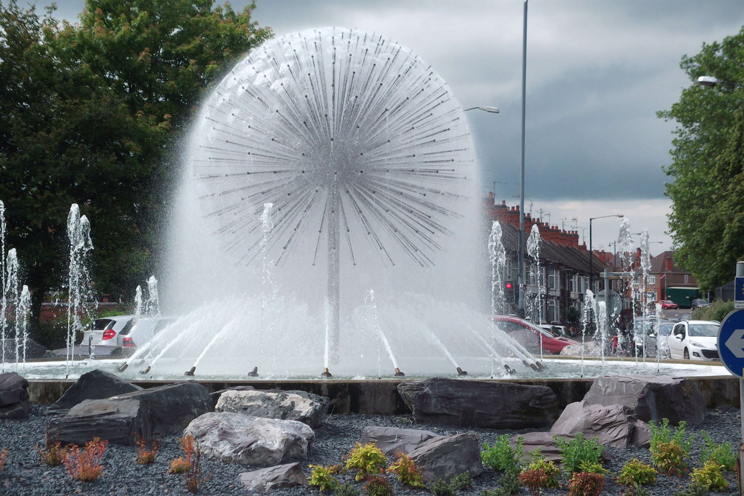 Giant dandelion roundabout, Nuneaton