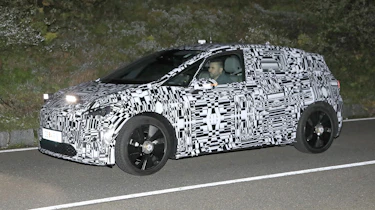 SEAT el-Born spy shot -side