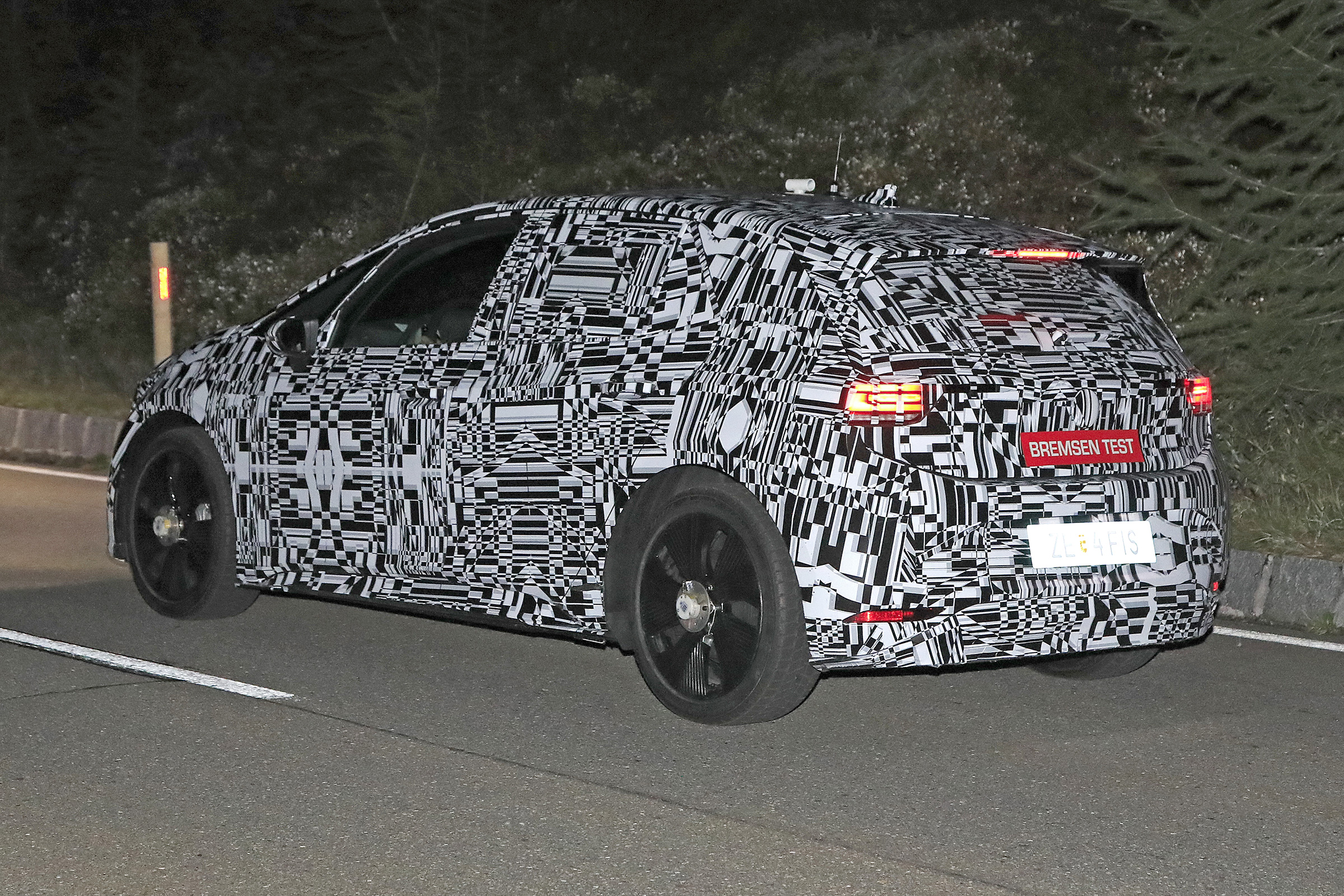 SEAT el-Born spy shot - side