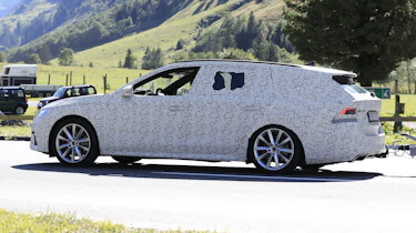 Skoda Octavia vRS - side shot