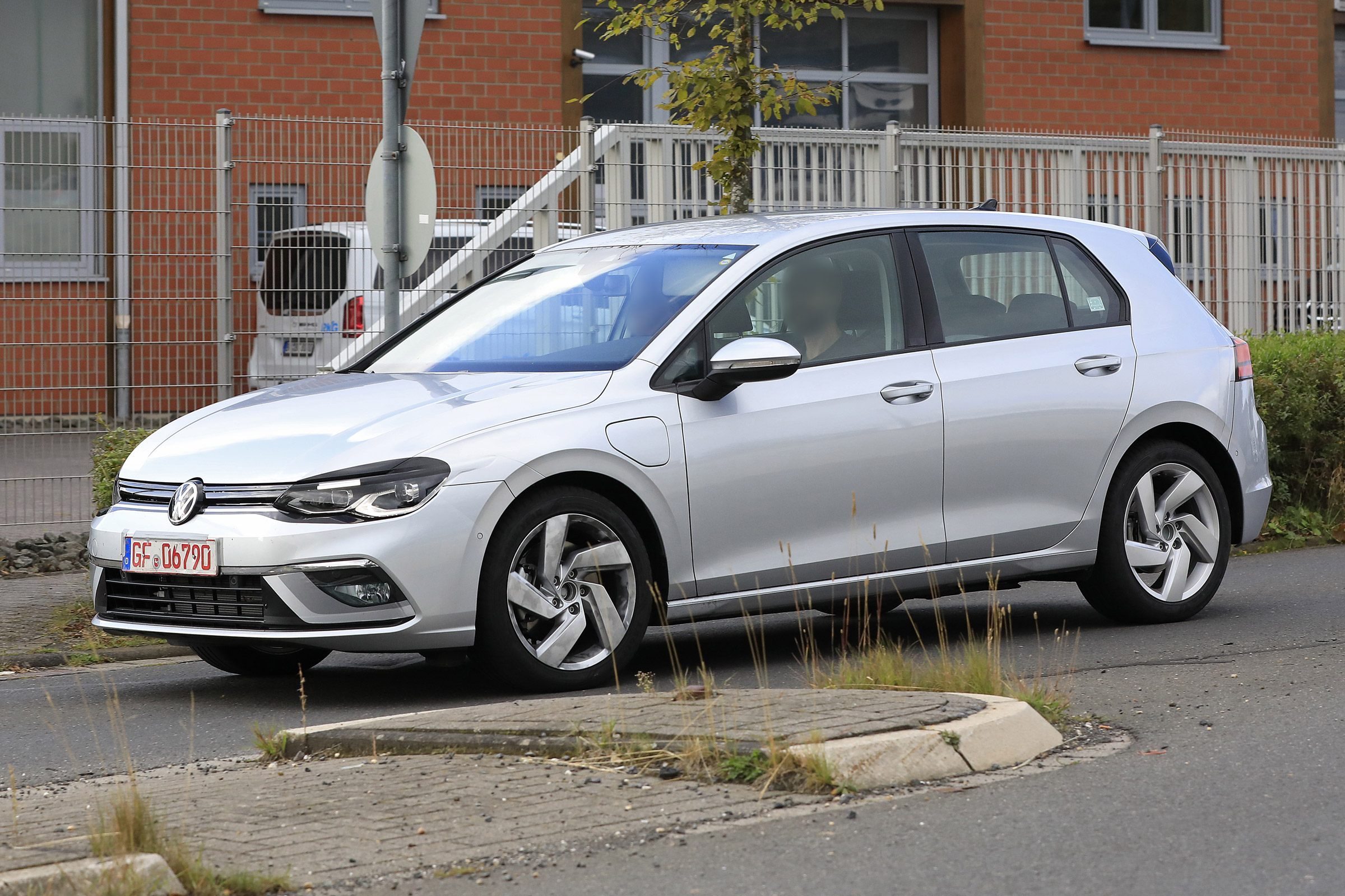 Volkswagen Golf mk8 spy shots front