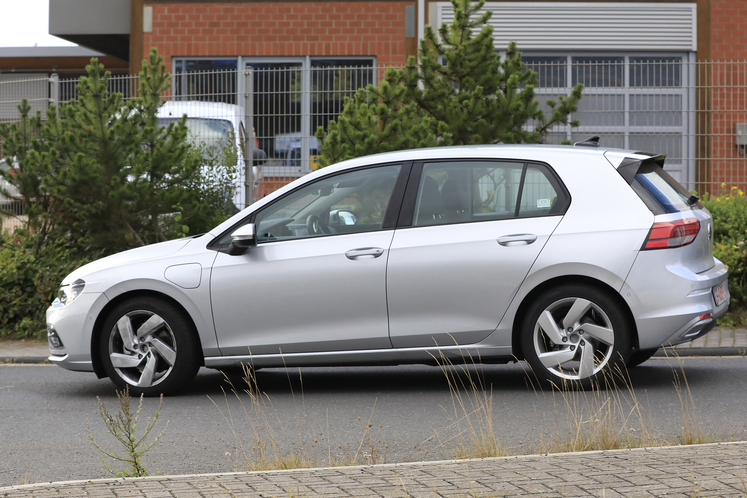 Volkswagen Golf mk8 spy shots side