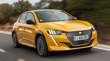 Peugeot 208 - front
